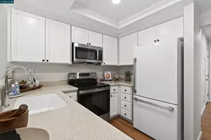 2201 Dry Creek Ct, Martinez, CA 94553 - Photo 12