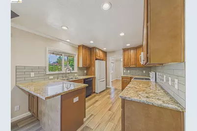 809 Seabury Drive, San Jose, CA 95136 - Photo 8