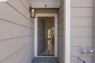 2239 Southwest Ct, Martinez, CA 94553 - Photo 2