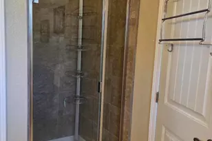 22647 Myrtle Cir, Hayward, CA 94541 - Photo 26