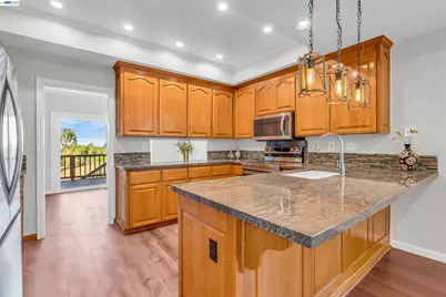 23661 Glenbrook Lane, Hayward, CA 94541 - Photo 32