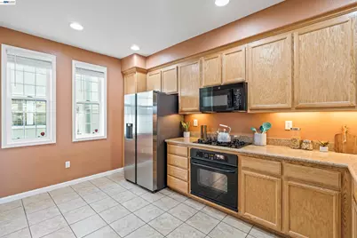 4593 Brannigan St, Dublin, CA 94568 - Photo 14