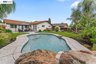 919 Oak St, Brentwood, CA 94513 - Photo 32