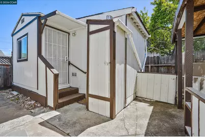 560 25th St, Richmond, CA 94804 - Photo 36