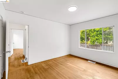 1431 Catherine Dr, Berkeley, CA 94702 - Photo 22
