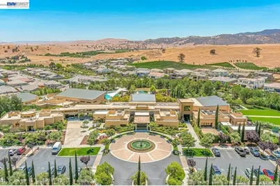 1033 Malbec Ln, Brentwood, CA 94513 - Photo 66