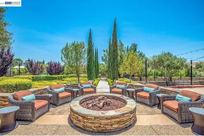 1033 Malbec Ln, Brentwood, CA 94513 - Photo 44