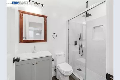 3035 Logan St, Oakland, CA 94601 - Photo 10