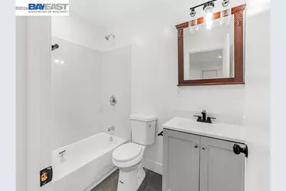3035 Logan St, Oakland, CA 94601 - Photo 18