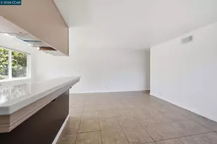 34732 Skylark Dr, Union City, CA 94587 - Photo 4