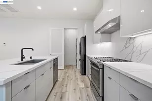 262 Element Rd, San Jose, CA 95110 - Photo 6