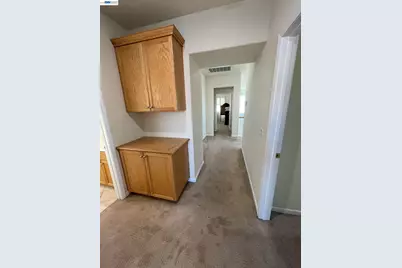 6056 Silveroak Cir, Stockton, CA 95219 - Photo 16