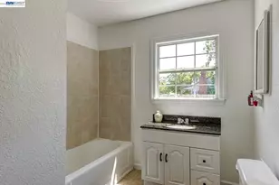 3534 20th Ave, Sacramento, CA 95820 - Photo 4