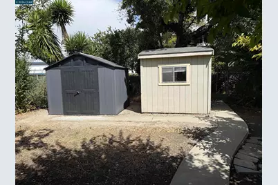 2615 Humboldt Ave, Oakland, CA 94602 - Photo 40