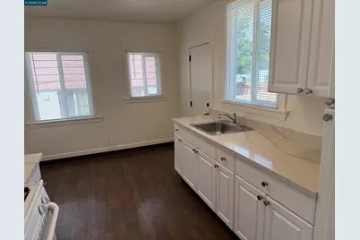 2615 Humboldt Ave, Oakland, CA 94602 - Photo 8