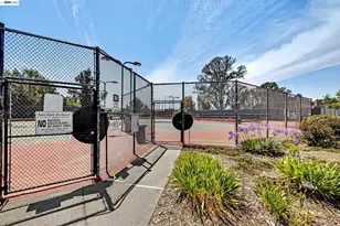 13725 Seagate Dr, San Leandro, CA 94577 - Photo 32