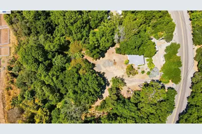 10160 Crow Canyon Rd, Castro Valley, CA 94552 - Photo 36