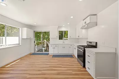 10160 Crow Canyon Rd, Castro Valley, CA 94552 - Photo 8