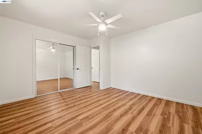 10160 Crow Canyon Rd, Castro Valley, CA 94552 - Photo 16