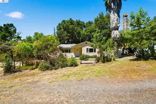 10160 Crow Canyon Rd, Castro Valley, CA 94552 - Photo 30