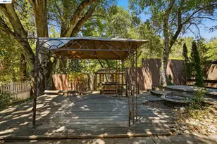 10160 Crow Canyon Rd, Castro Valley, CA 94552 - Photo 28