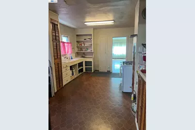 2115 Havenscourt Blvd, Oakland, CA 94621 - Photo 16