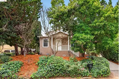 7925 Greenly Dr, Oakland, CA 94605 - Photo 4