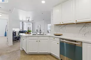 800 Abel St, Milpitas, CA 95035 - Photo 12