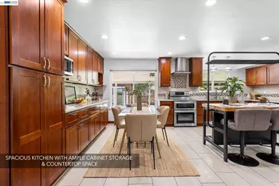 6760 Maple Dr, Dublin, CA 94568 - Photo 10