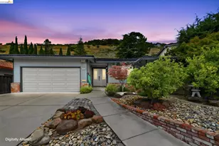 2090 Hillside Dr, San Leandro, CA 94577 - Photo 2