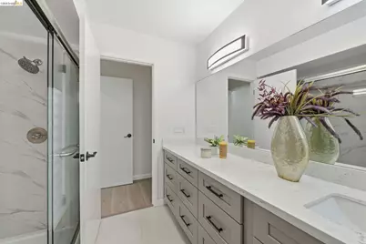 2090 Hillside Dr, San Leandro, CA 94577 - Photo 20