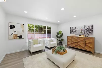 2090 Hillside Dr, San Leandro, CA 94577 - Photo 4