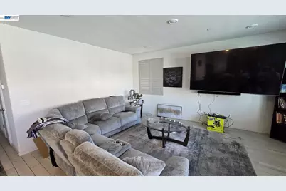 10007 Baltisan Ln, Stockton, CA 95219 - Photo 2