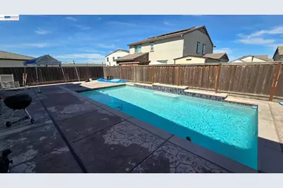10007 Baltisan Ln, Stockton, CA 95219 - Photo 12