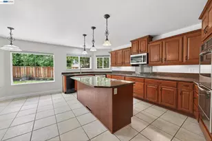 1147 Lomitas Ave, Livermore, CA 94550 - Photo 6