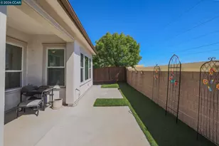 1605 Chianti Ln, Brentwood, CA 94513 - Photo 36