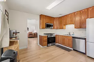 3879 Shasta Cir, Pittsburg, CA 94565 - Photo 10