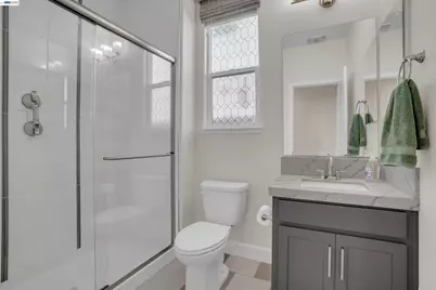 208 Halloran Ct, Brentwood, CA 94513 - Photo 24