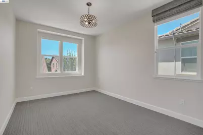208 Halloran Ct, Brentwood, CA 94513 - Photo 38