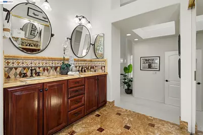 1086 Vista Pointe Cir, San Ramon, CA 94582 - Photo 20