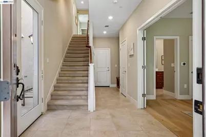 2836 Stringham Way, Dublin, CA 94568 - Photo 4