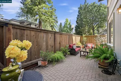 14 Danville Oak Pl, Danville, CA 94626 - Photo 2