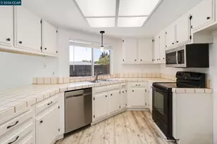 4975 Silverado Dr, Fairfield, CA 94534 - Photo 18