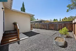 108 Redondo Dr, Pittsburg, CA 94565 - Photo 24
