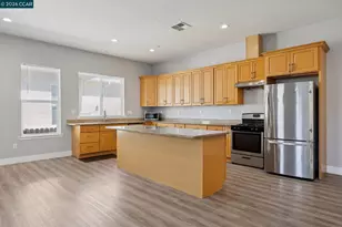 108 Redondo Dr, Pittsburg, CA 94565 - Photo 6