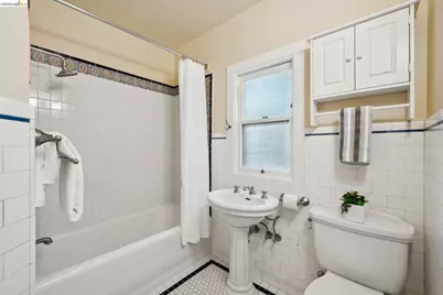 1635 Le Roy Ave #1, Berkeley, CA 94709 - Photo 24
