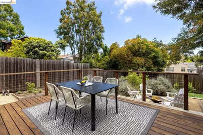 528 Haddon Rd, Oakland, CA 94606 - Photo 26