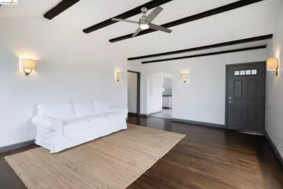 8342 Ney Avenue, Oakland, CA 94605 - Photo 10