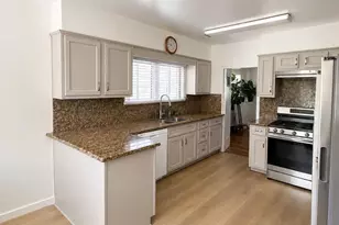 1862 66th Ave, Oakland, CA 94621 - Photo 2
