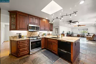 1361 La Vista Ave, Concord, CA 94521 - Photo 8